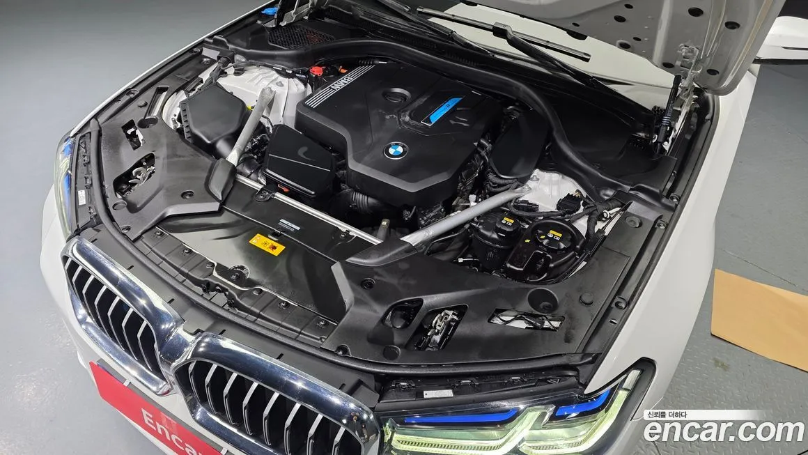 BMW 5-Series 2022 из KR, фото 10