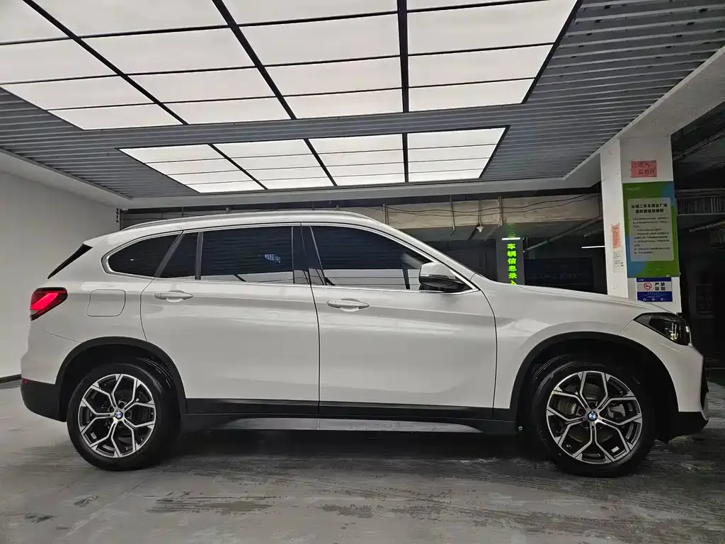 BMW X1 2021 из CN, фото 5