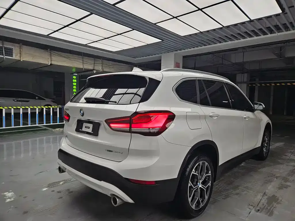 BMW X1 2021 из CN, фото 6