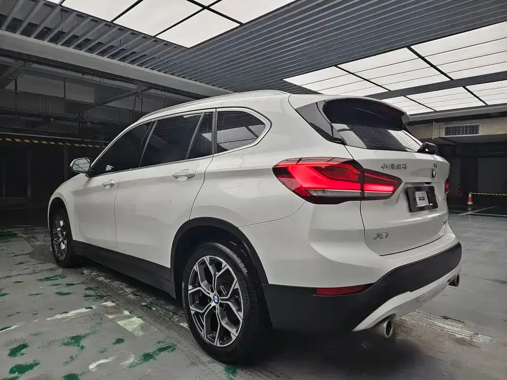 BMW X1 2021 из CN, фото 8