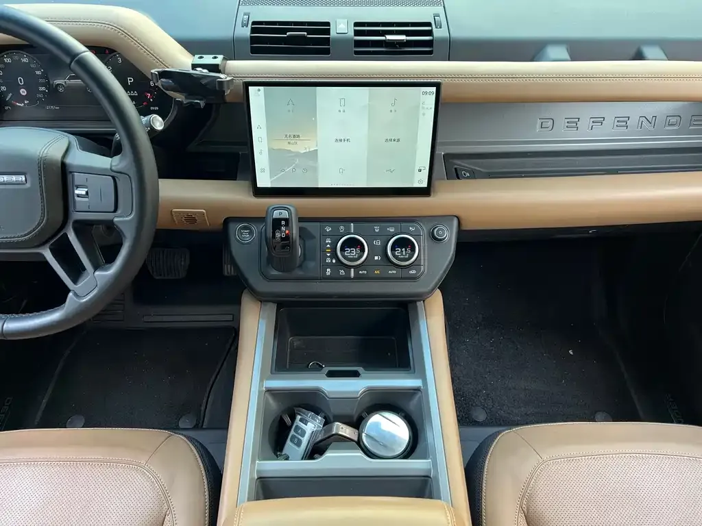 Land Rover Defender — фото 2