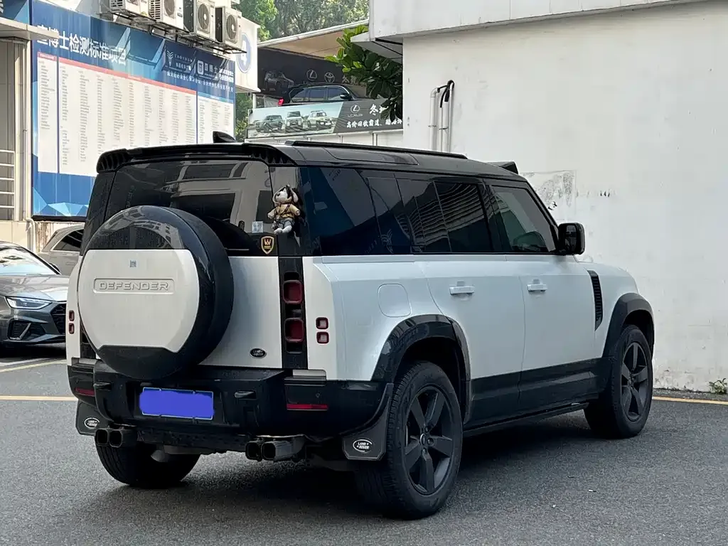 Land Rover Defender — фото 5