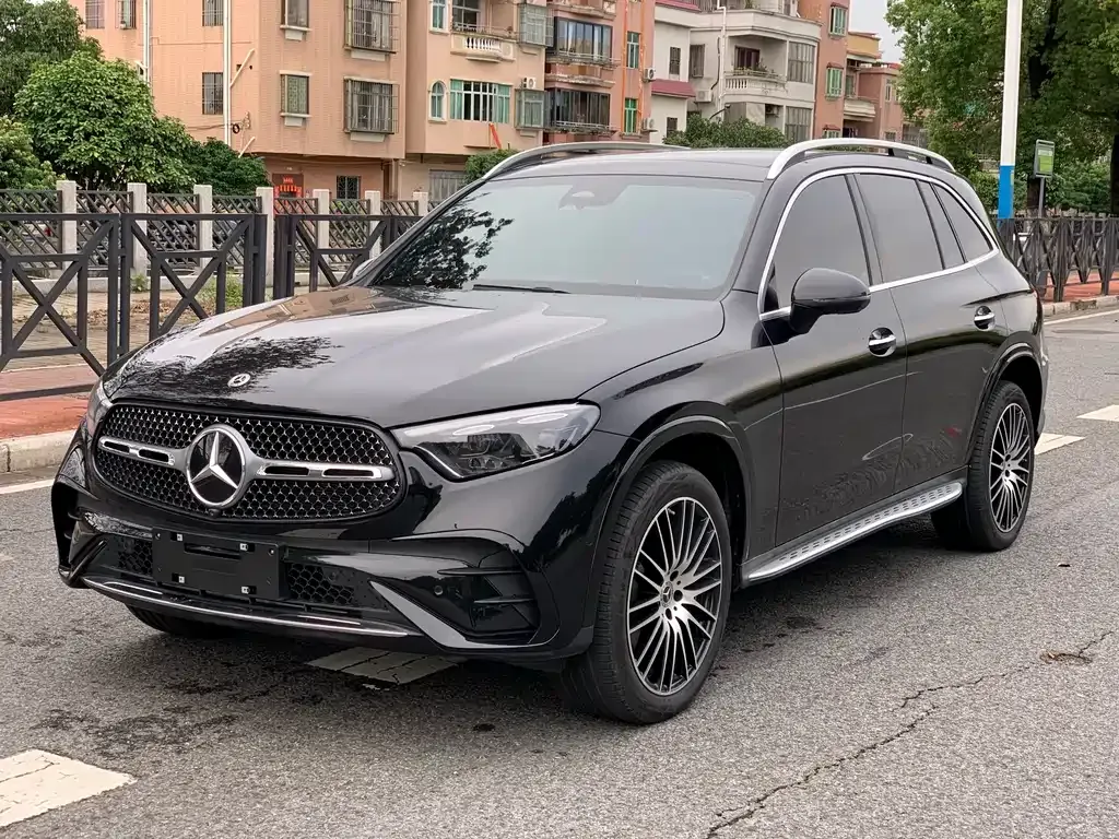Mercedes-Benz GLC — фото 1