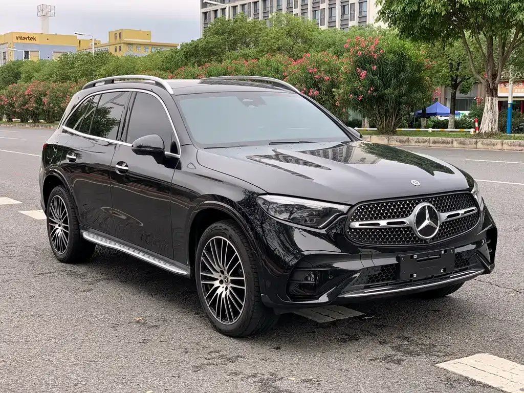 Mercedes-Benz GLC — фото 9