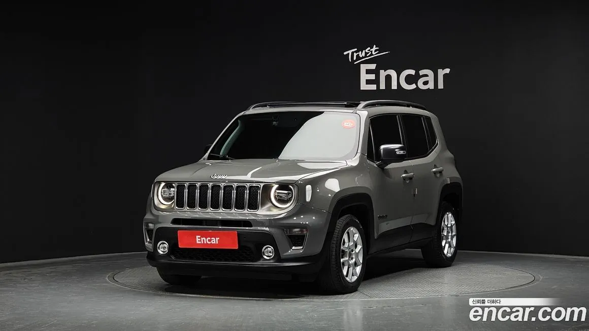 Jeep Renegade — фото 1