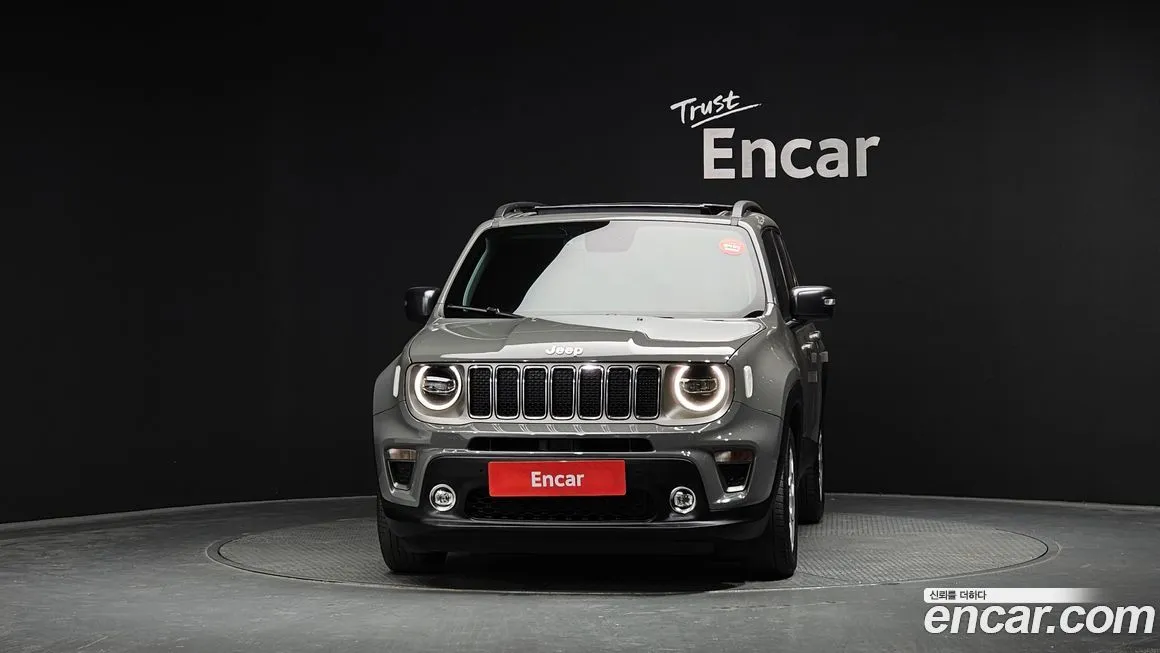 Jeep Renegade — фото 4