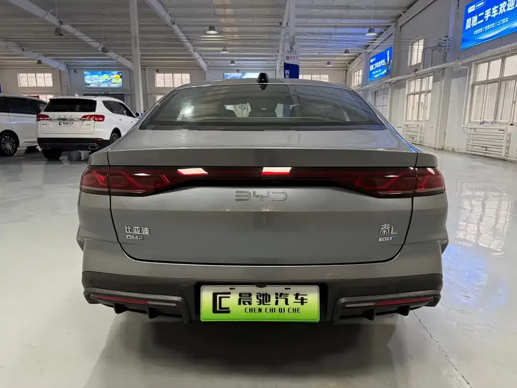 BYD Qin L — фото 6