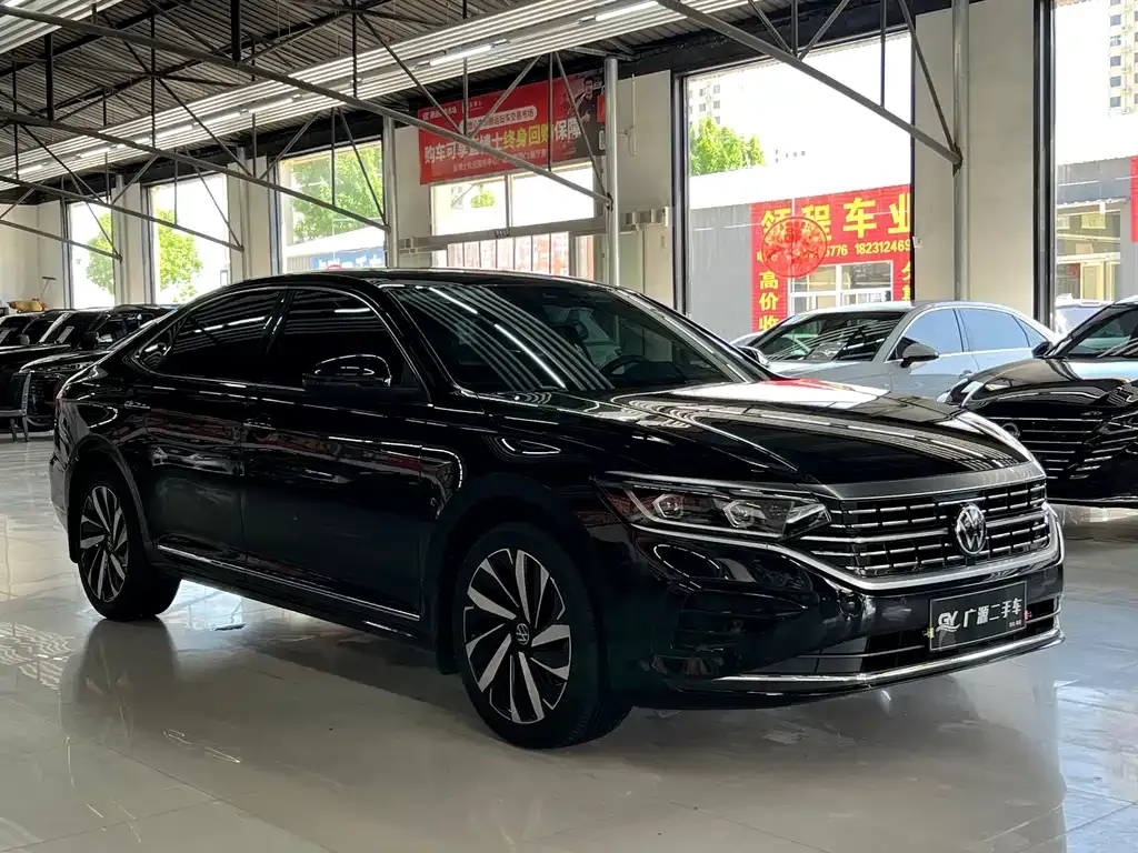 Volkswagen Passat — фото 8