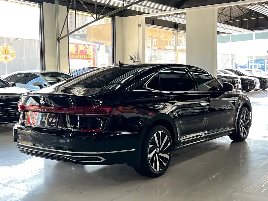Volkswagen Passat — фото 5