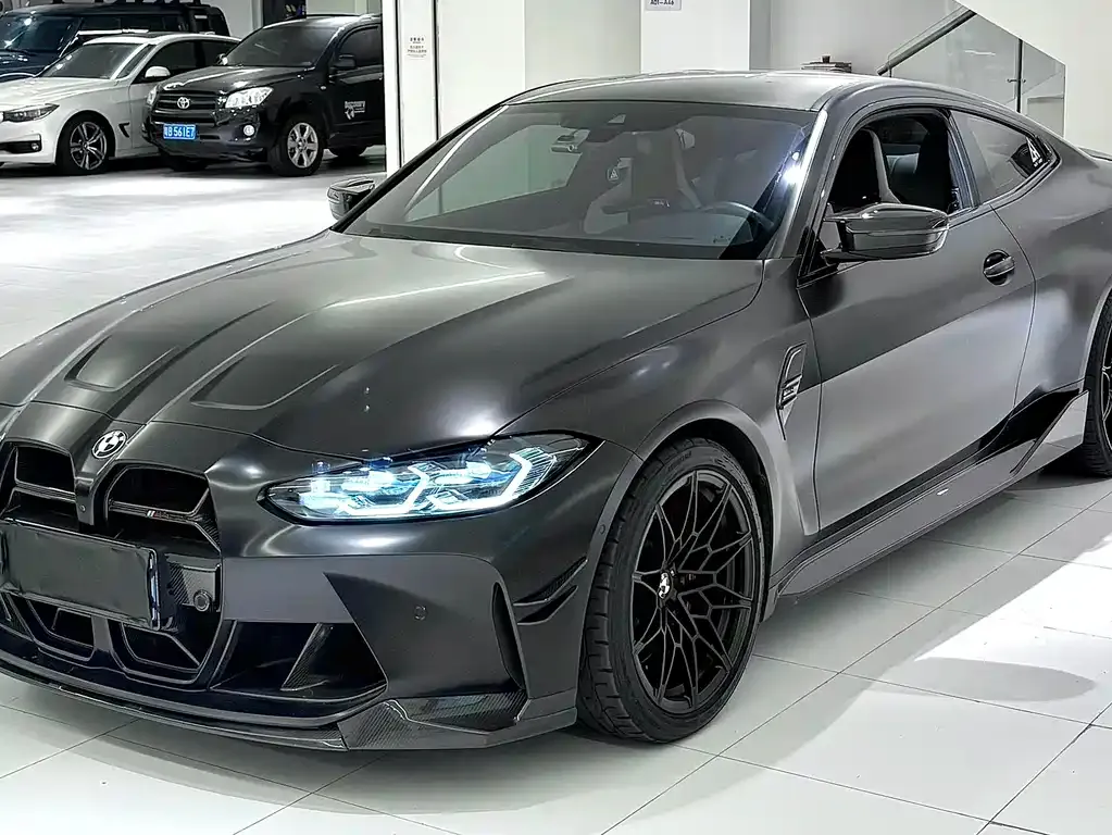 BMW M4 — фото 1