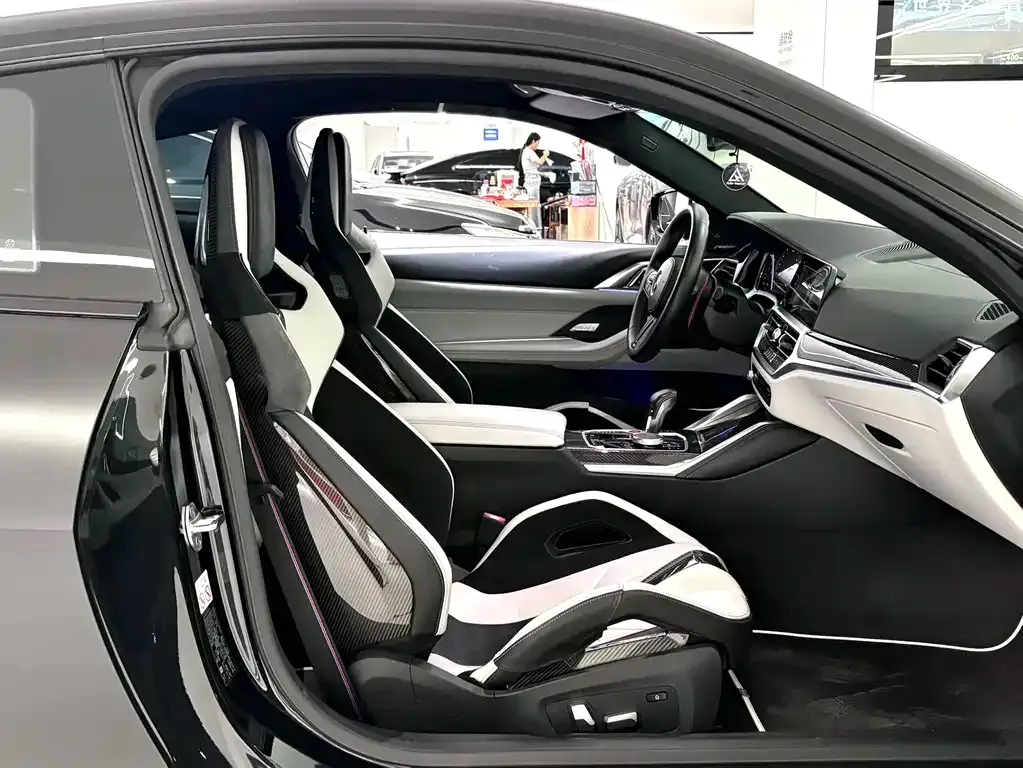 BMW M4 — фото 2