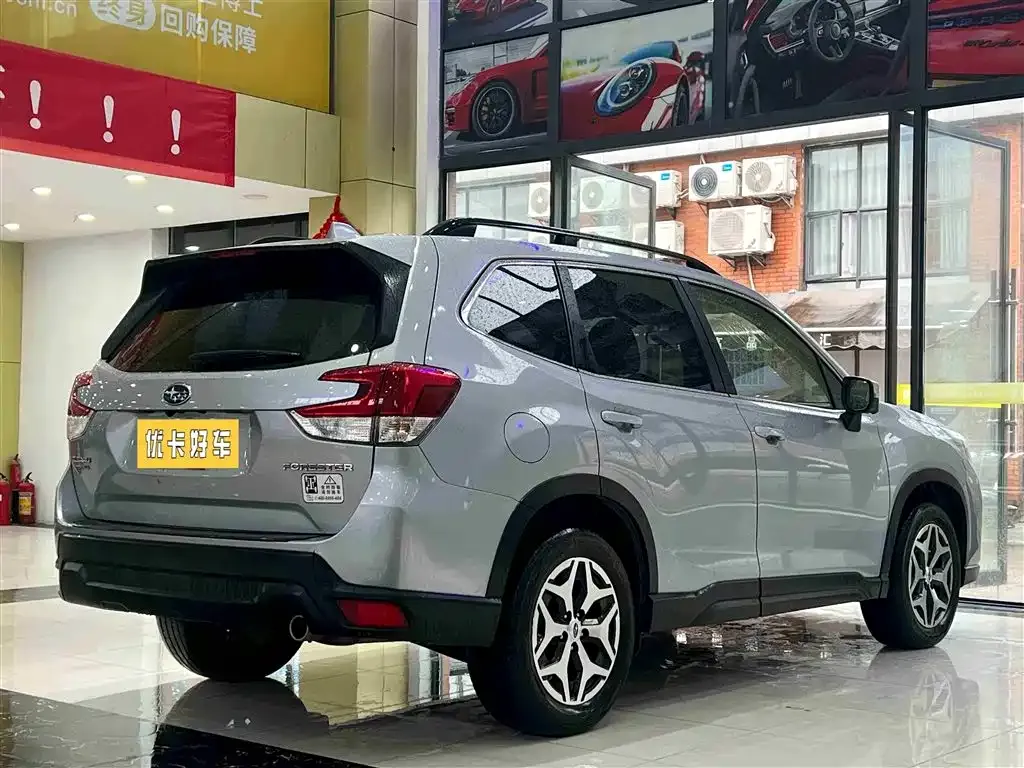 Subaru Forester 2022 из CN, фото 2
