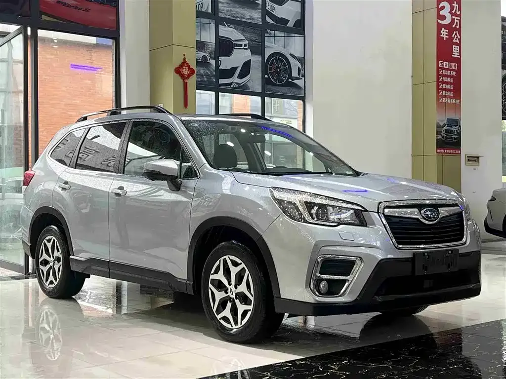 Subaru Forester 2022 из CN, фото 3