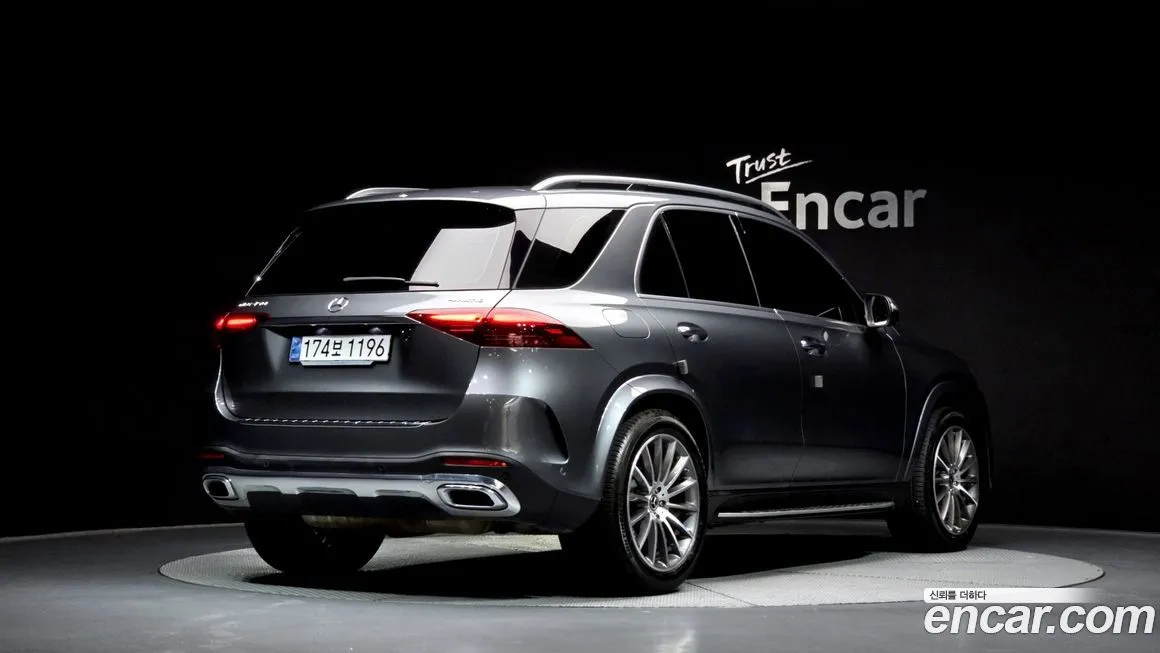 Mercedes-Benz GLE-Class — фото 4
