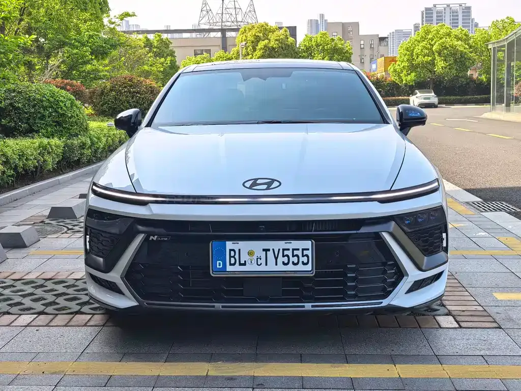 Hyundai Sonata — фото 8