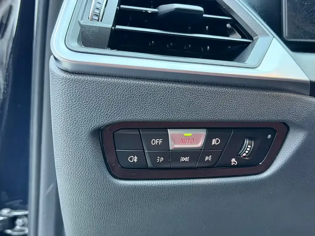 BMW 3 Series — фото 10