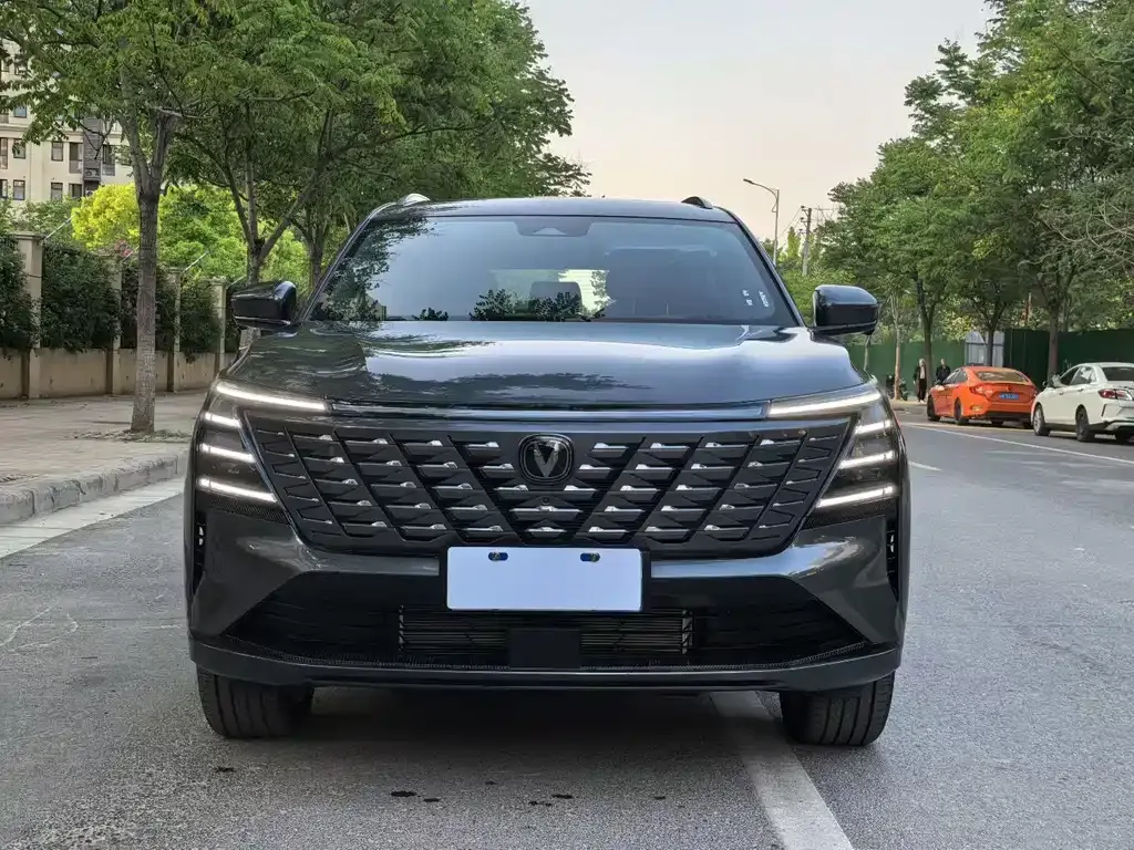 Changan CS75PLUS — фото 8