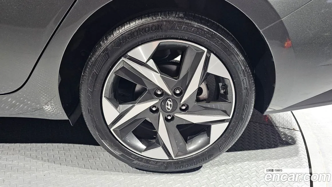 Hyundai AVANTE 2021 из KR, фото 5