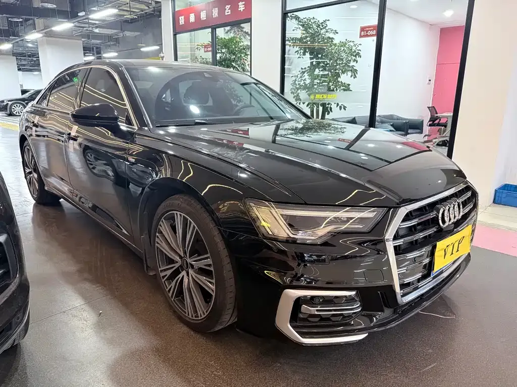Audi A6L 2023 из CN, фото 10