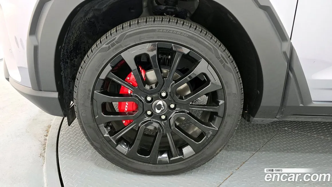 KG Mobility (Ssangyong) Torres — фото 10