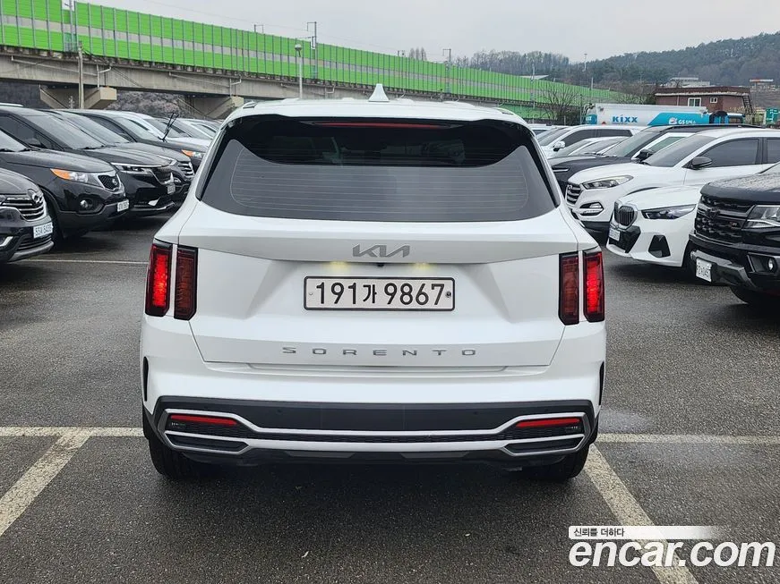 Kia Sorento — фото 9