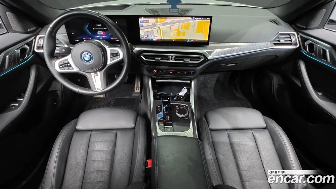 BMW i4 — фото 7