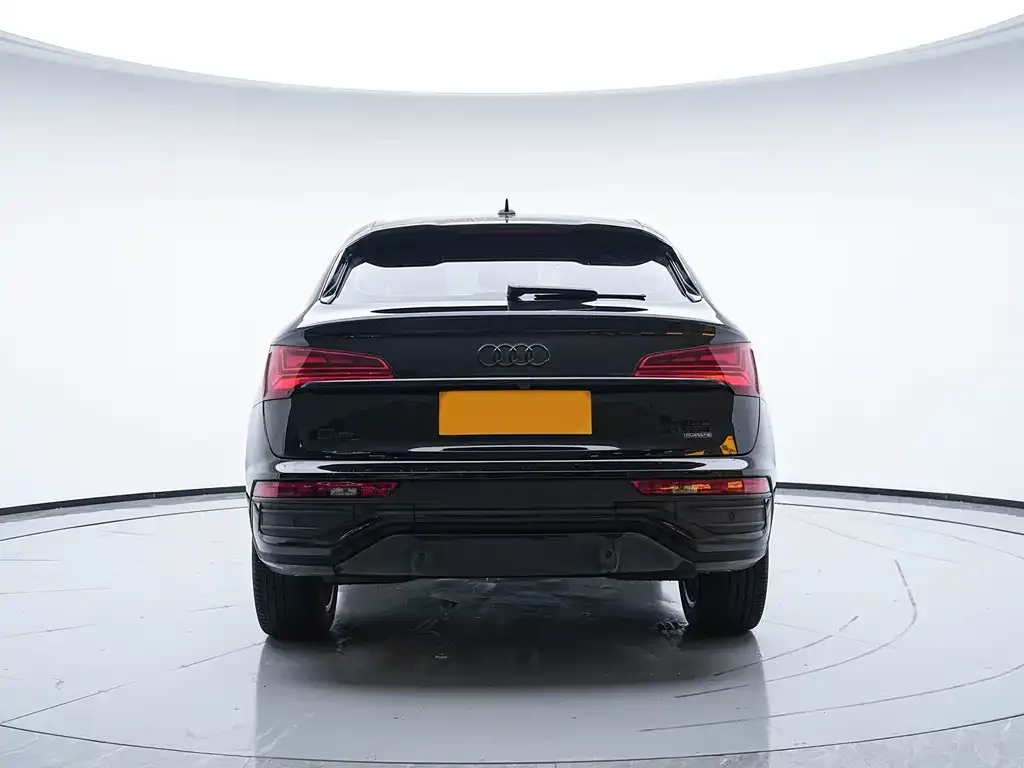 Audi Q5L Sportback — фото 2