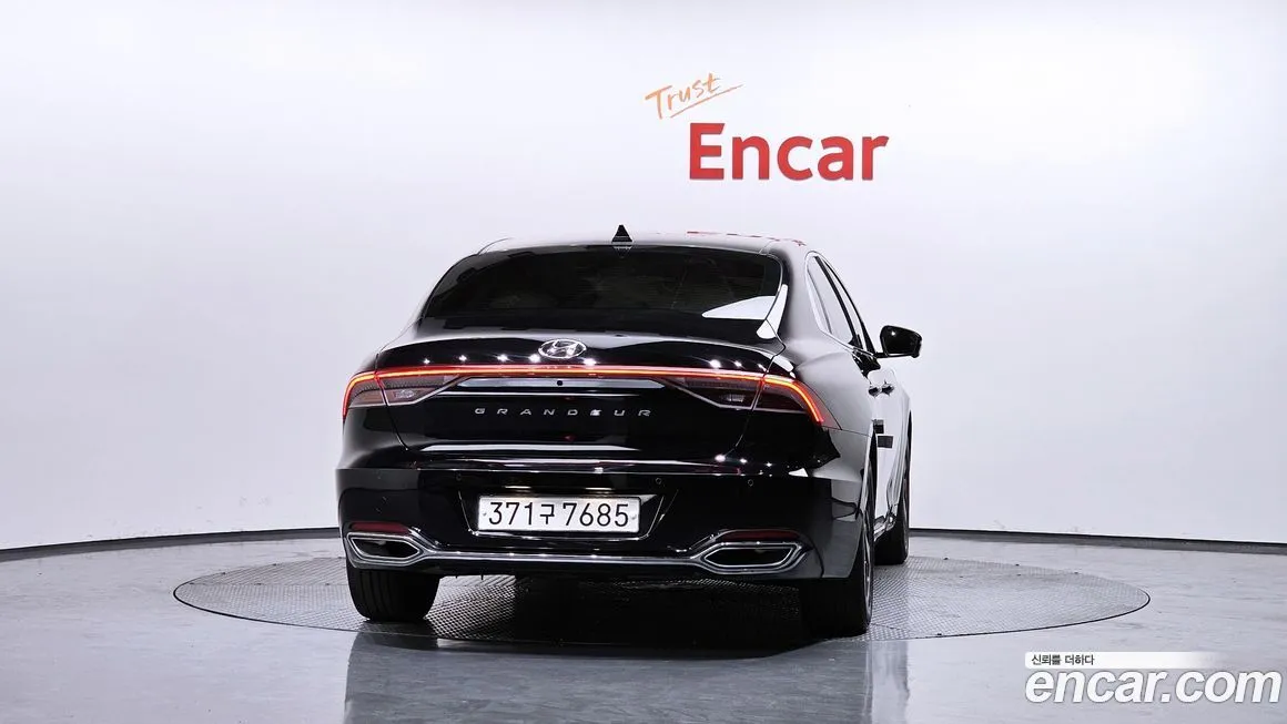 Hyundai Grandeur 2022 из KR, фото 3