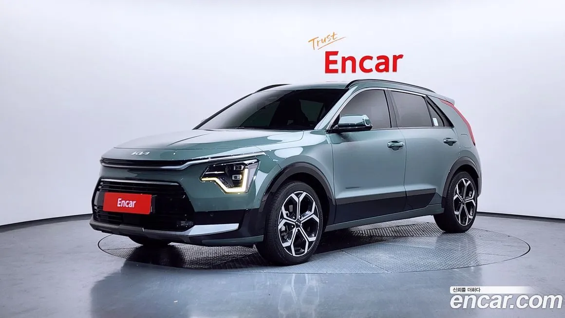 Kia Niro — фото 1