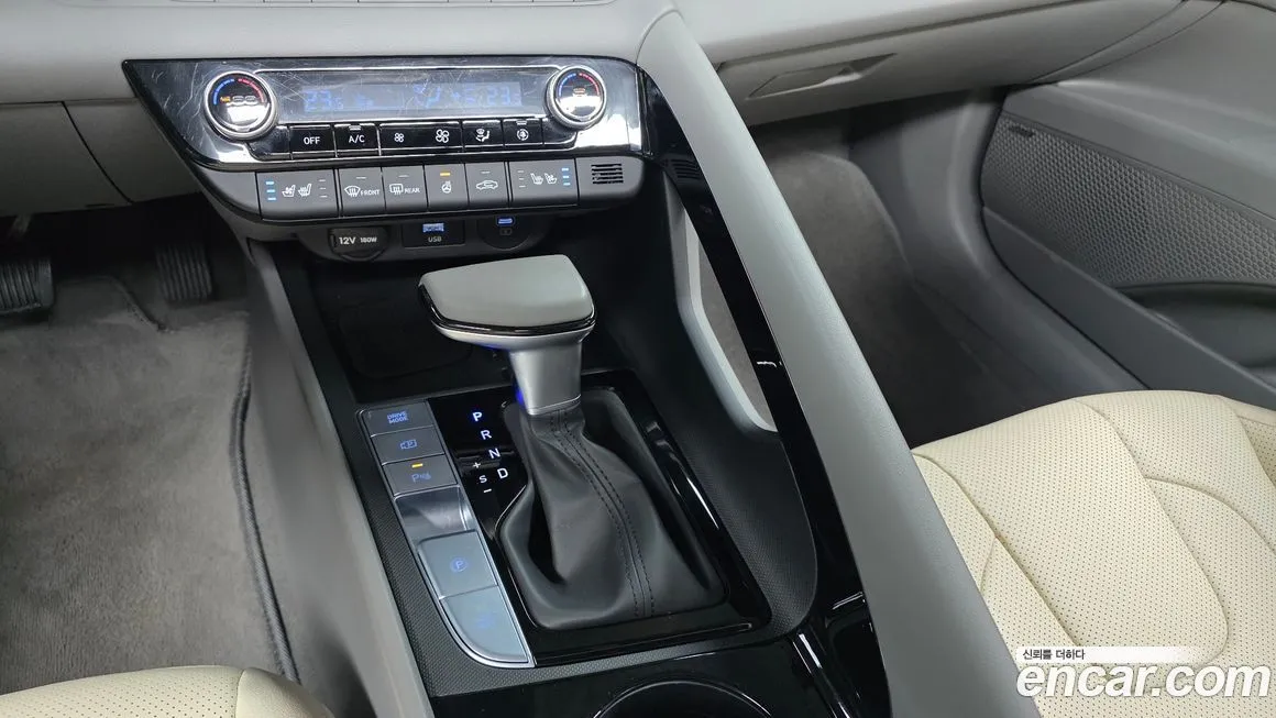 Hyundai AVANTE — фото 9