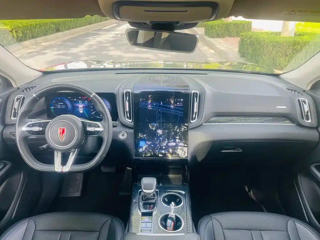 Hongqi HS3 PHEV 2024 из CN, фото 3