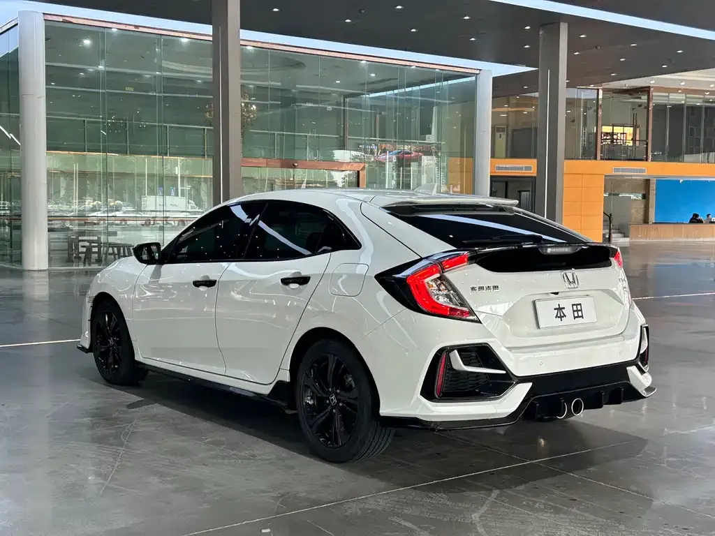 Honda Civic — фото 3