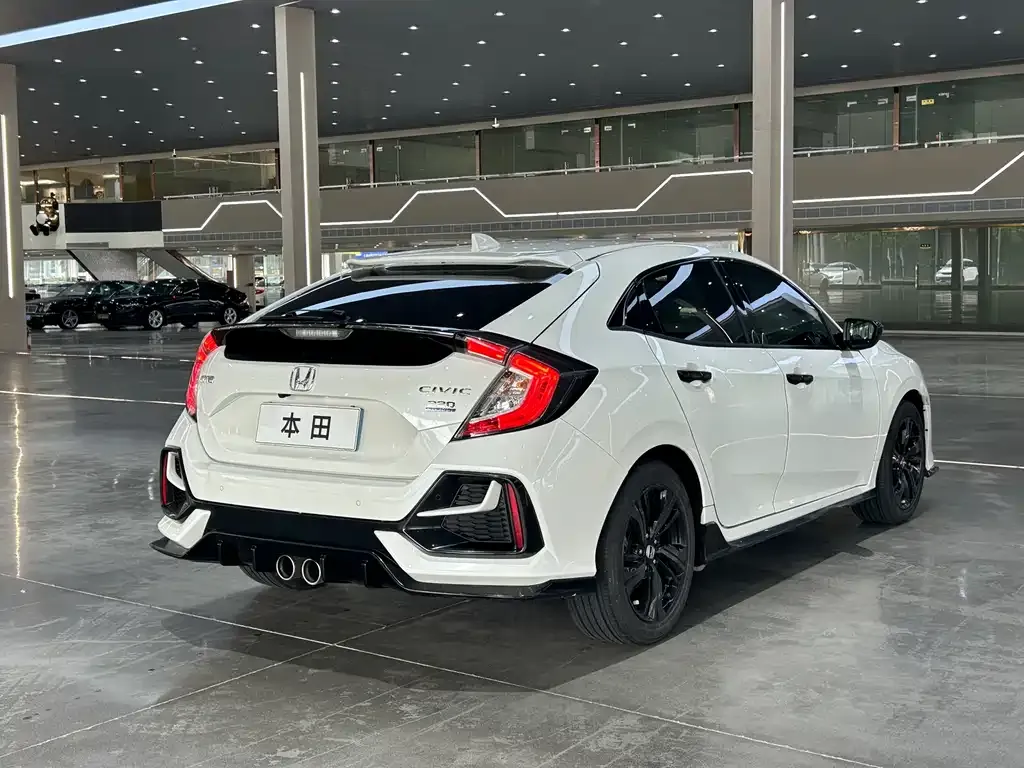 Honda Civic — фото 5