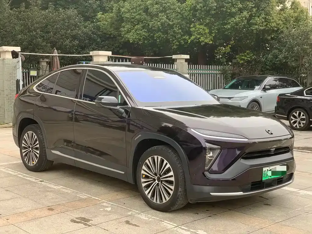 NIO EC6 — фото 10