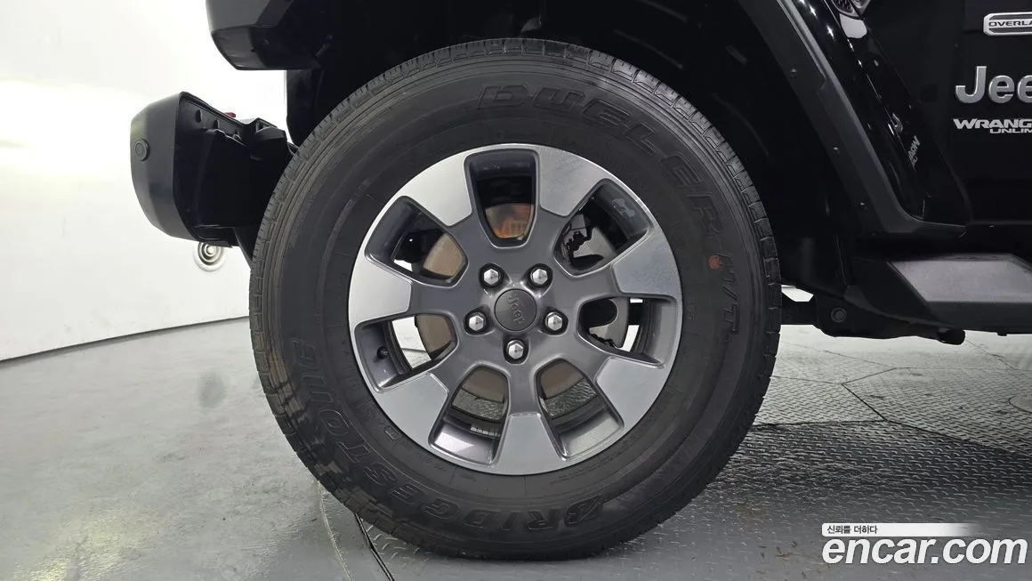 Jeep Wrangler — фото 2