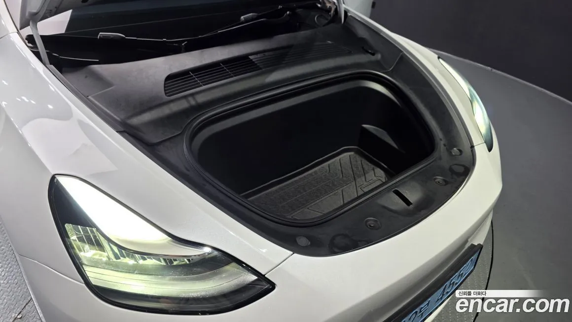 Tesla Model Y 2021 из KR, фото 9