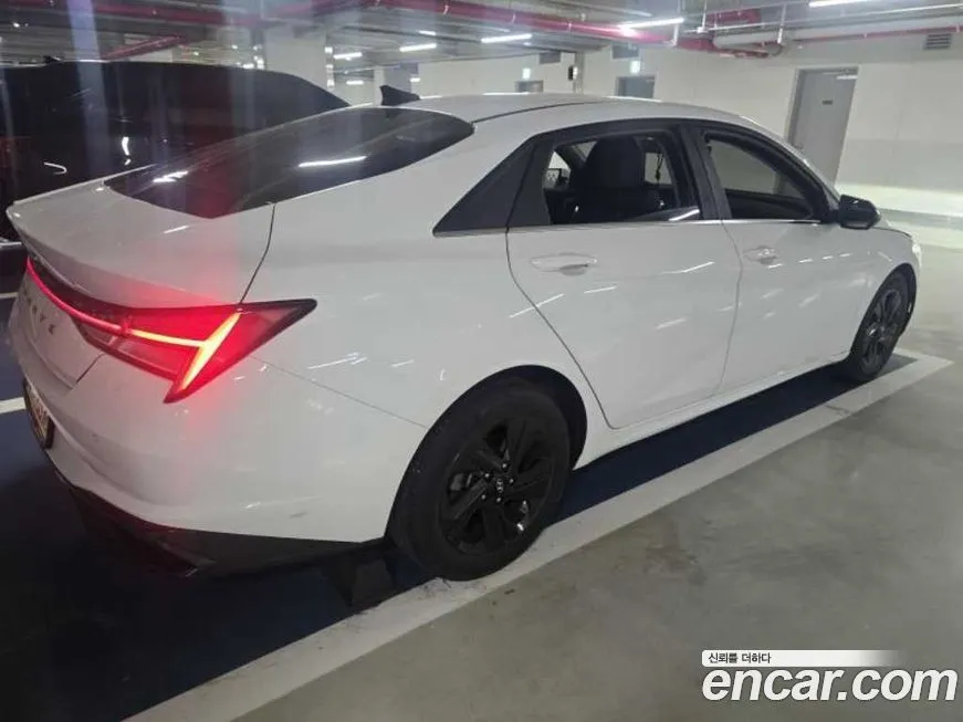Hyundai AVANTE 2021 из KR, фото 2