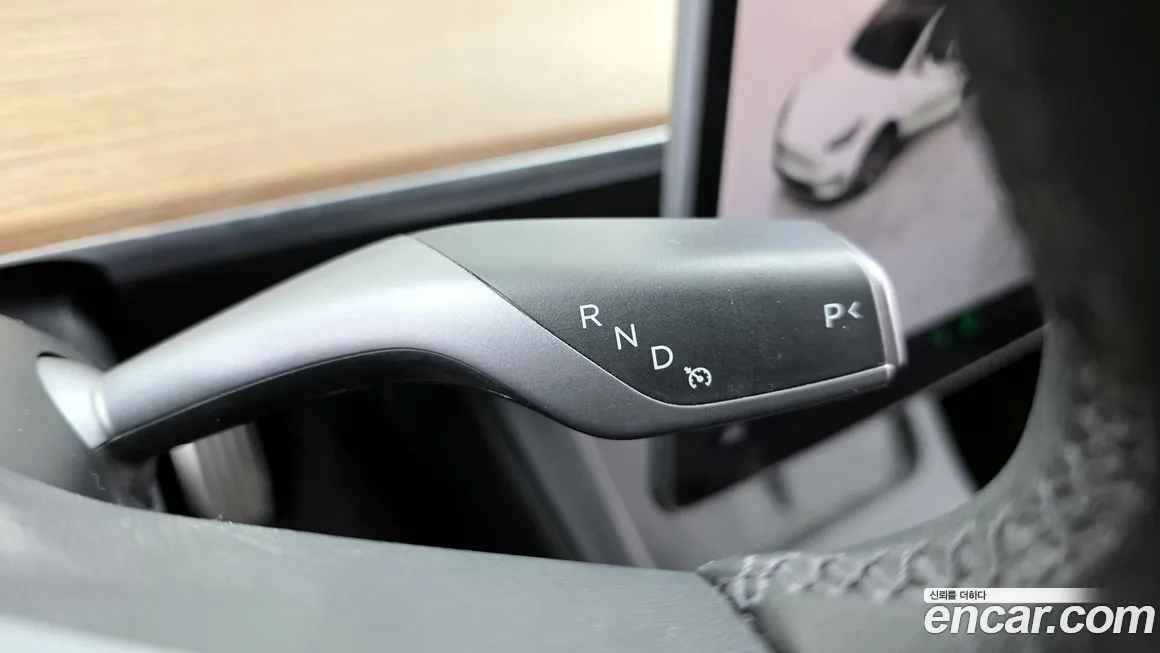 Tesla Model Y 2024 из KR, фото 2