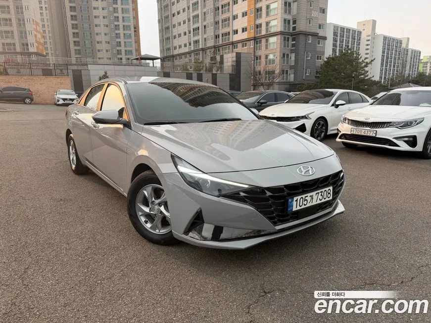 Hyundai AVANTE — фото 1