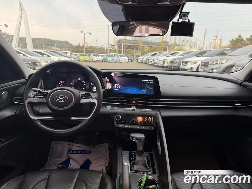 Hyundai AVANTE — фото 2
