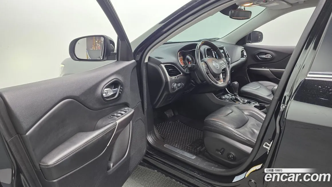 Jeep Cherokee 2021 из KR, фото 6