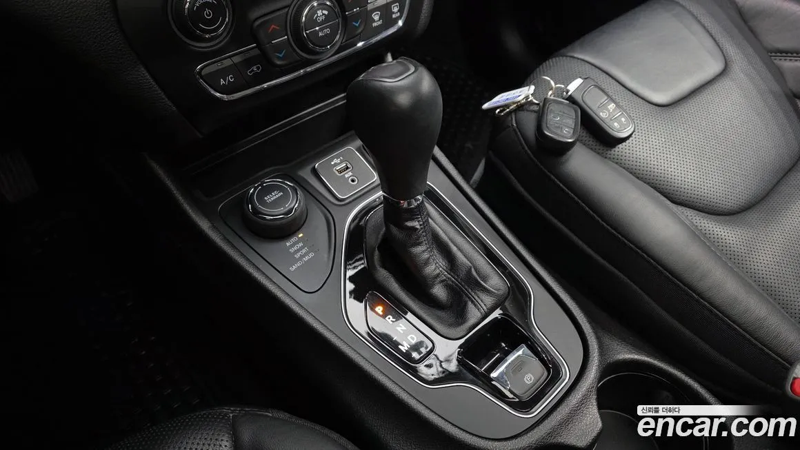 Jeep Cherokee 2021 из KR, фото 9