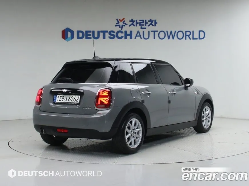 Mini Cooper 2021 из KR, фото 5