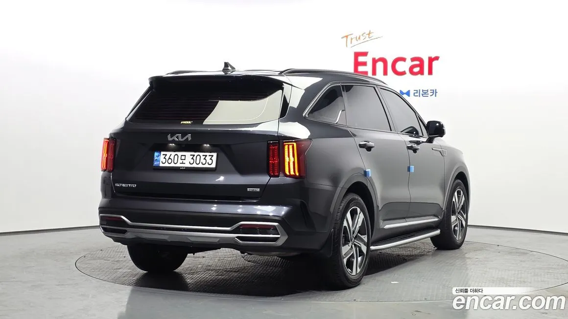 Kia Sorento — фото 9