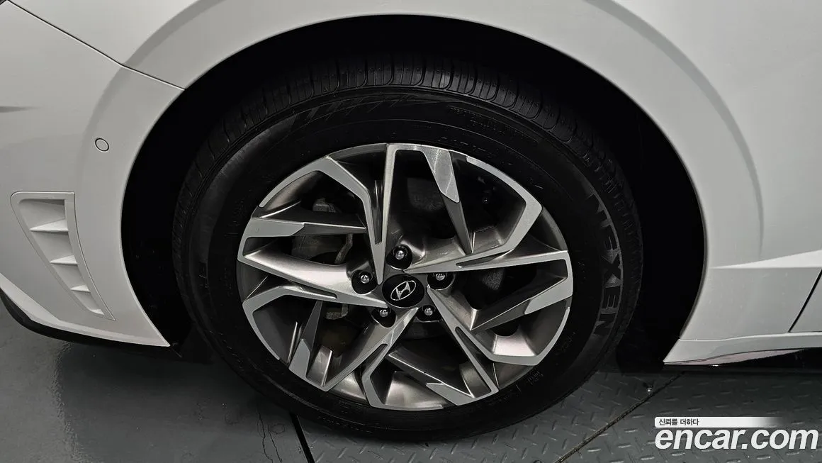 Hyundai Sonata 2022 из KR, фото 2