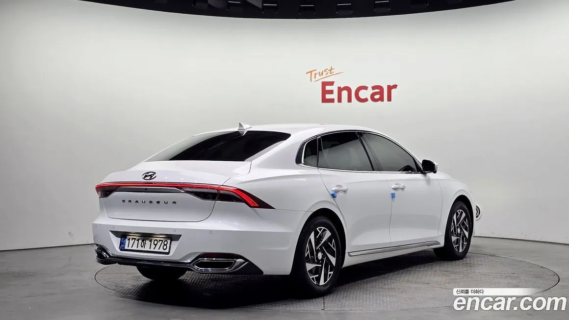 Hyundai Grandeur 2023 из KR, фото 3