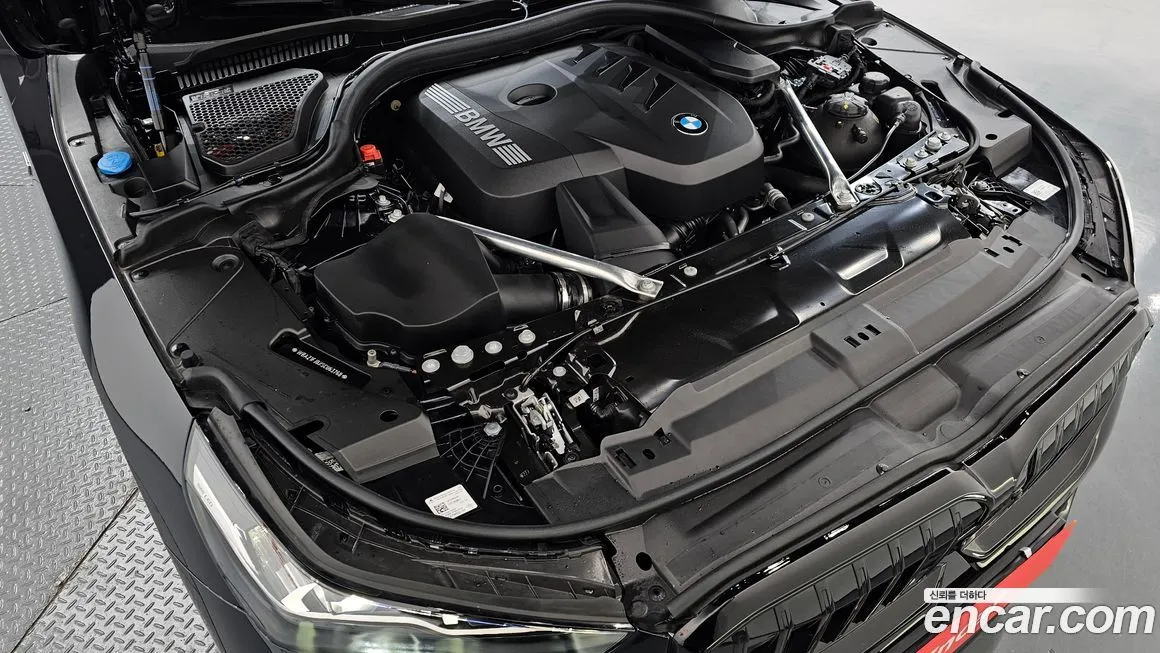 BMW 5-Series 2025 из KR, фото 10