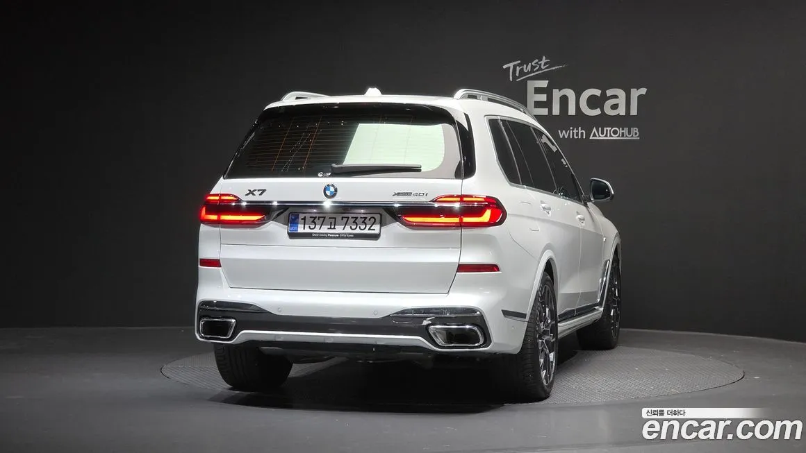 BMW X7 — фото 2
