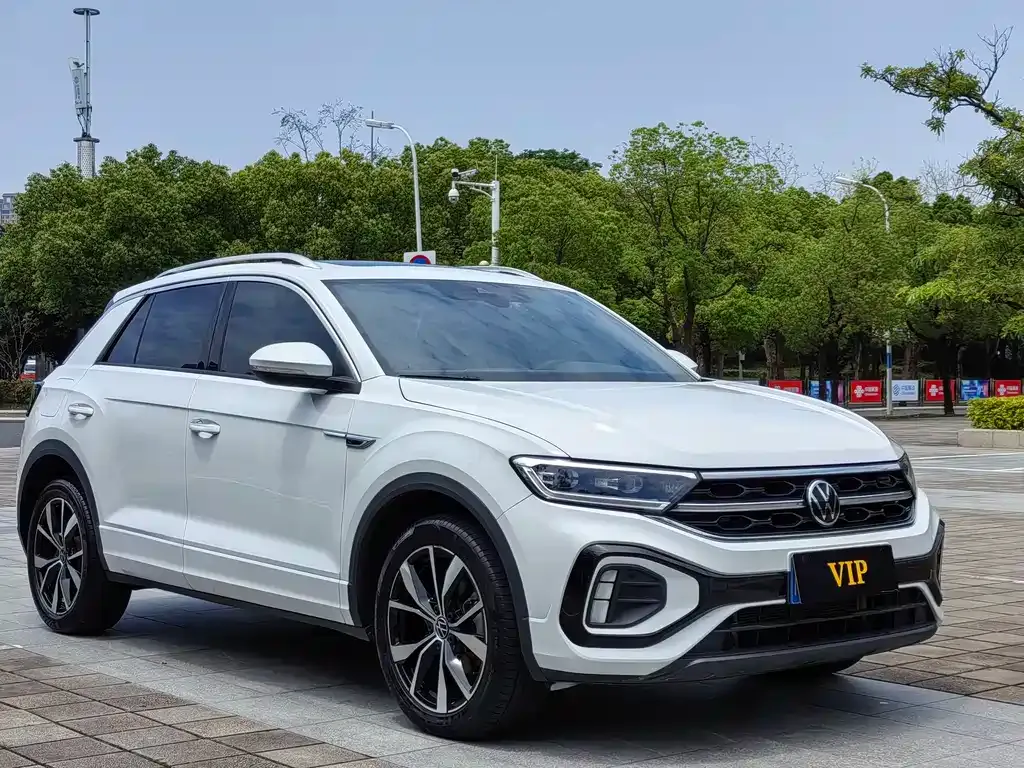 Volkswagen T-Roc — фото 5