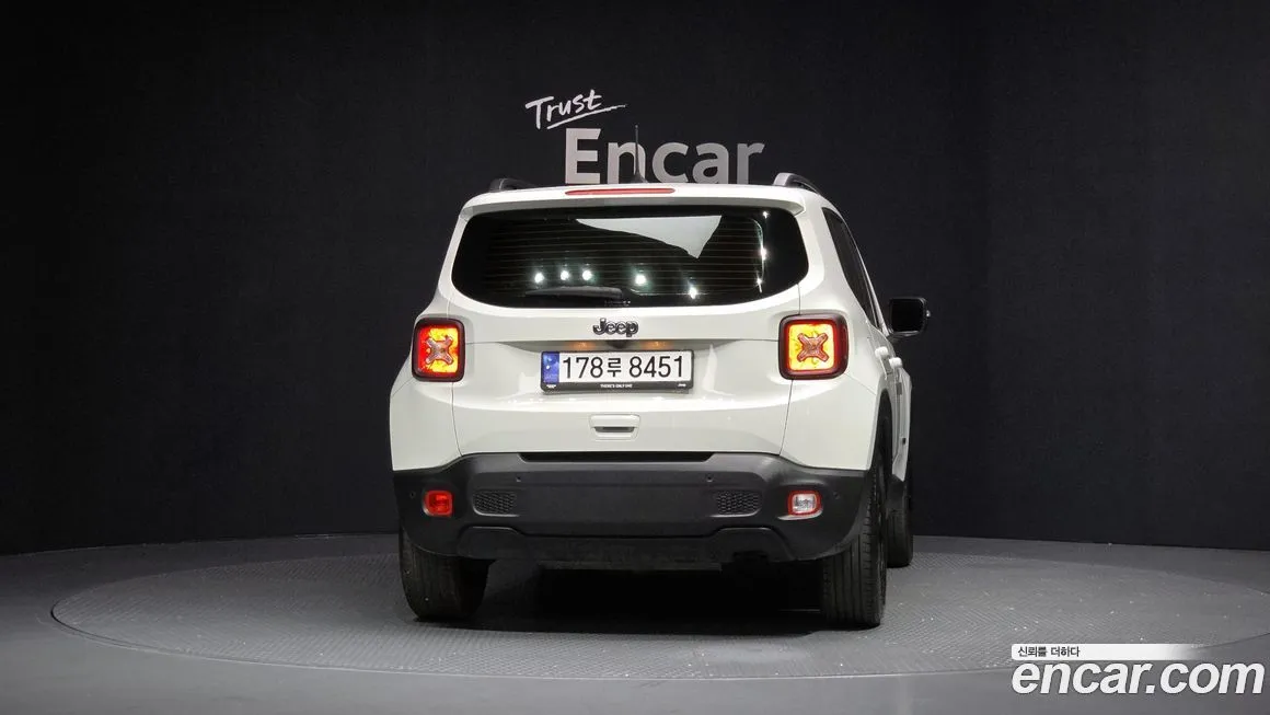 Jeep Renegade 2022 из KR, фото 2
